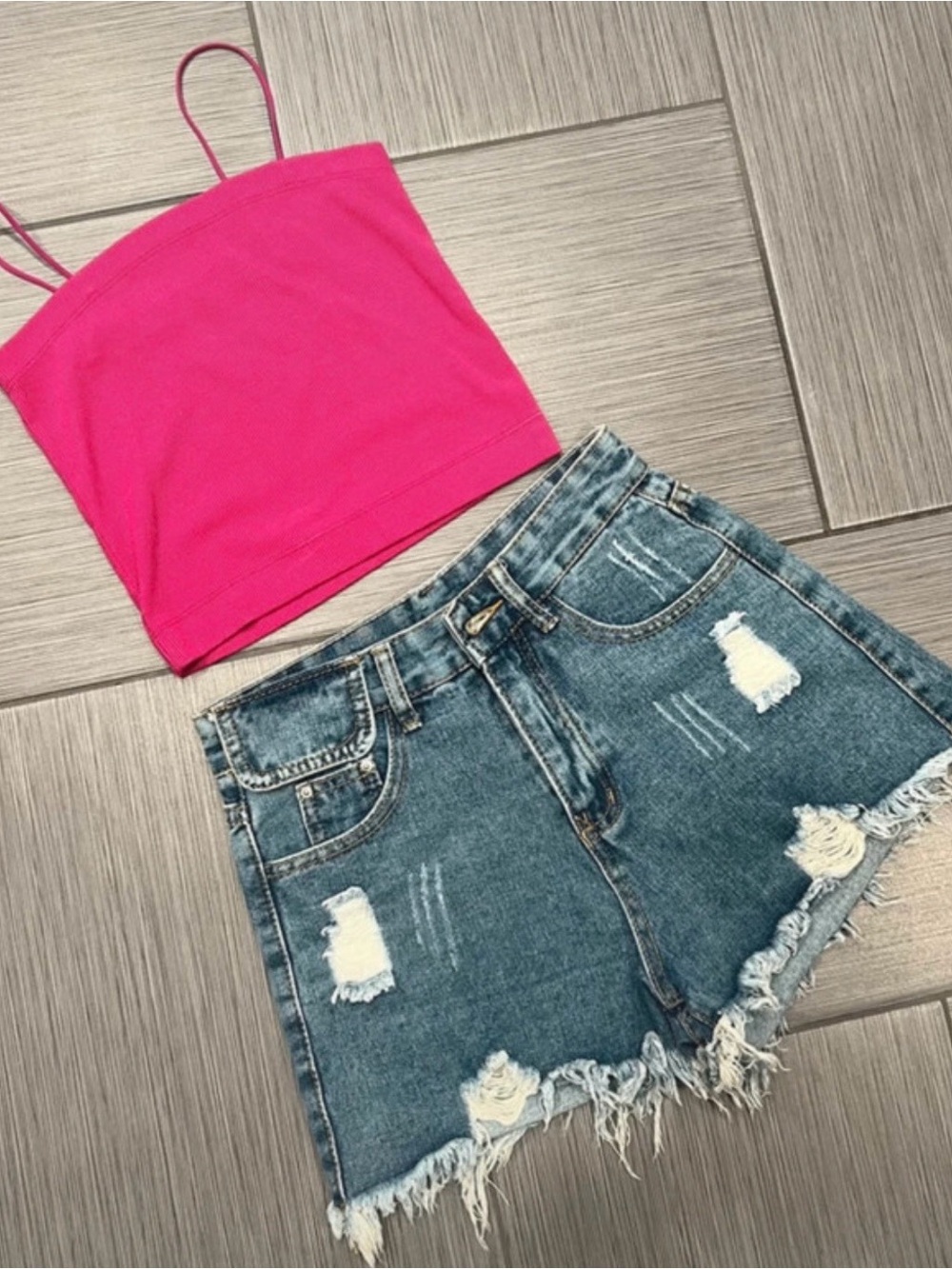 Denim Distressed Frayed Hem Shorts American eagle Hot Pink Crop Top Set